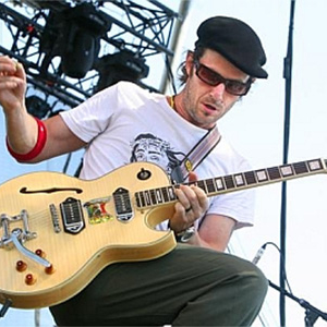 Andrew Whiteman (Broken Social Scene)